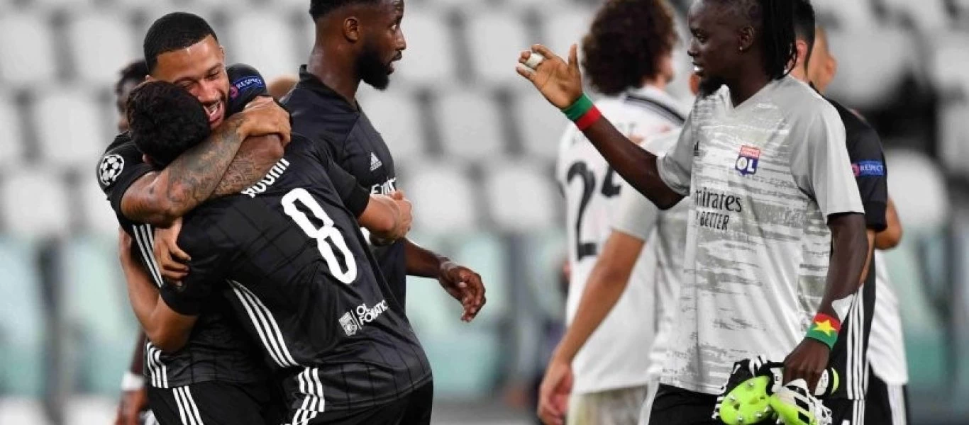 Λυών: Οι πανηγυρισμοί των παικτών στα αποδυτήρια (φωτό)